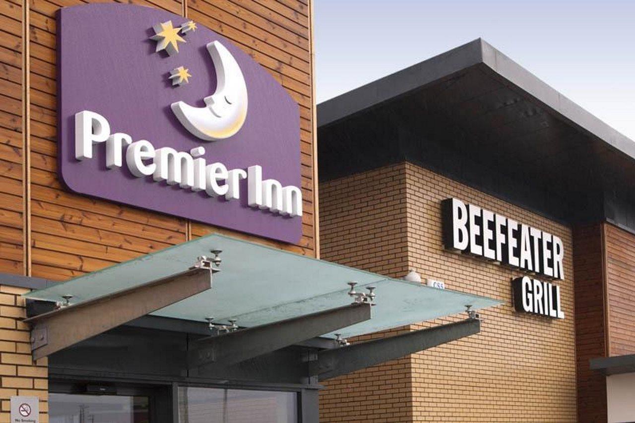 Premier Inn Glasgow Newton Mearns Exterior photo